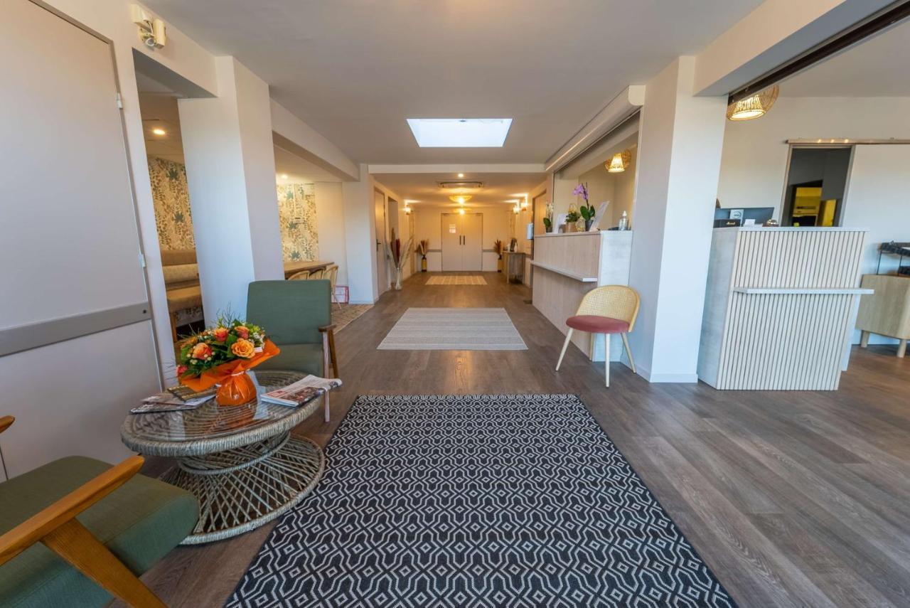 Sure Hotel By Best Western ซาร์ลา-ลา-กาเนดา ภายนอก รูปภาพ
